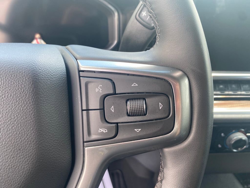 Used 2026 Chevrolet Silverado 1500 RST AWD/4WD image 27