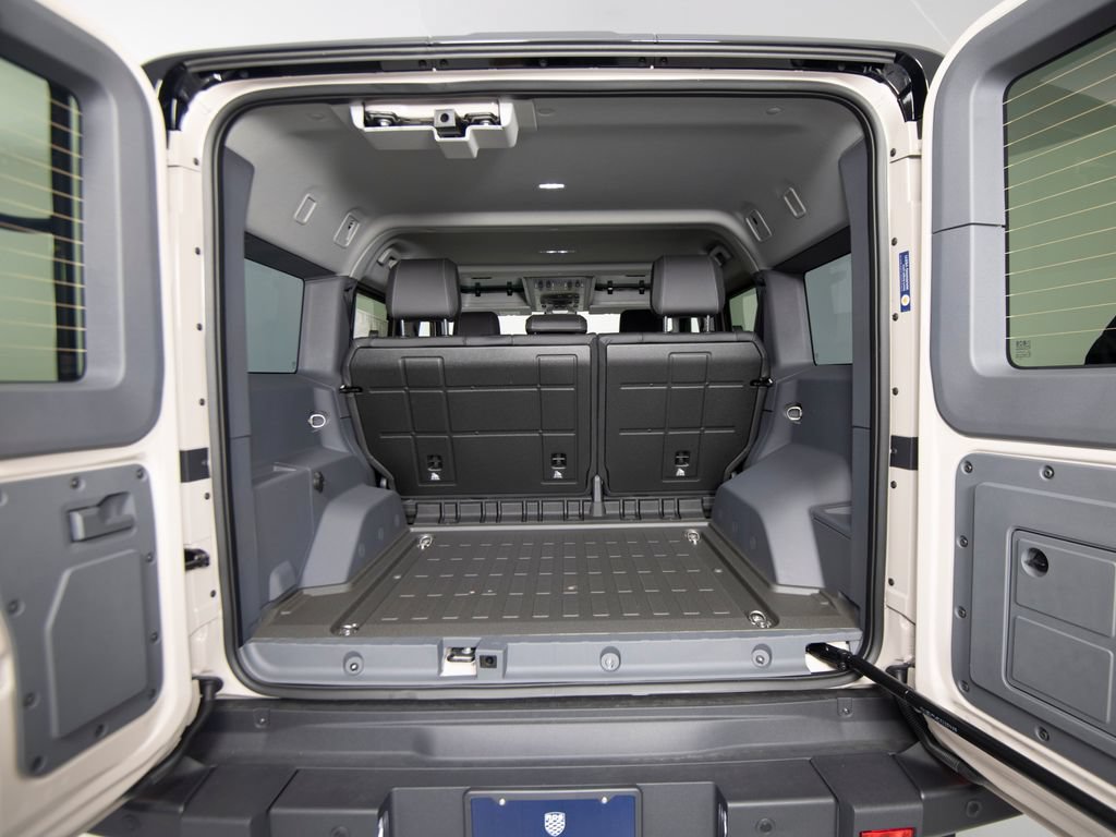 New 2026 INEOS Grenadier Fieldmaster Edition AWD/4WD image 42