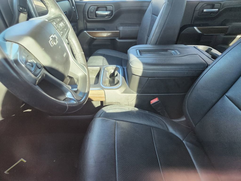 Used 2021 Chevrolet Silverado 1500 LT Trail Boss w/ LPO, Dark Essentials Package image 10