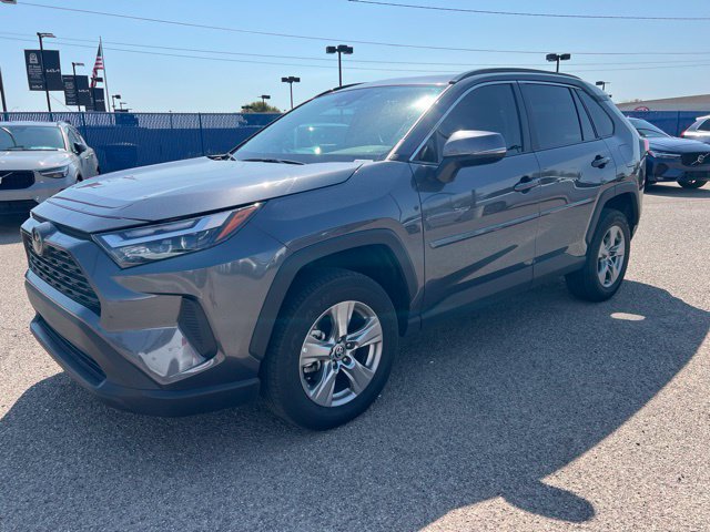 Used 2023 Toyota RAV4 XLE w/ Convenience Package FWD image 7
