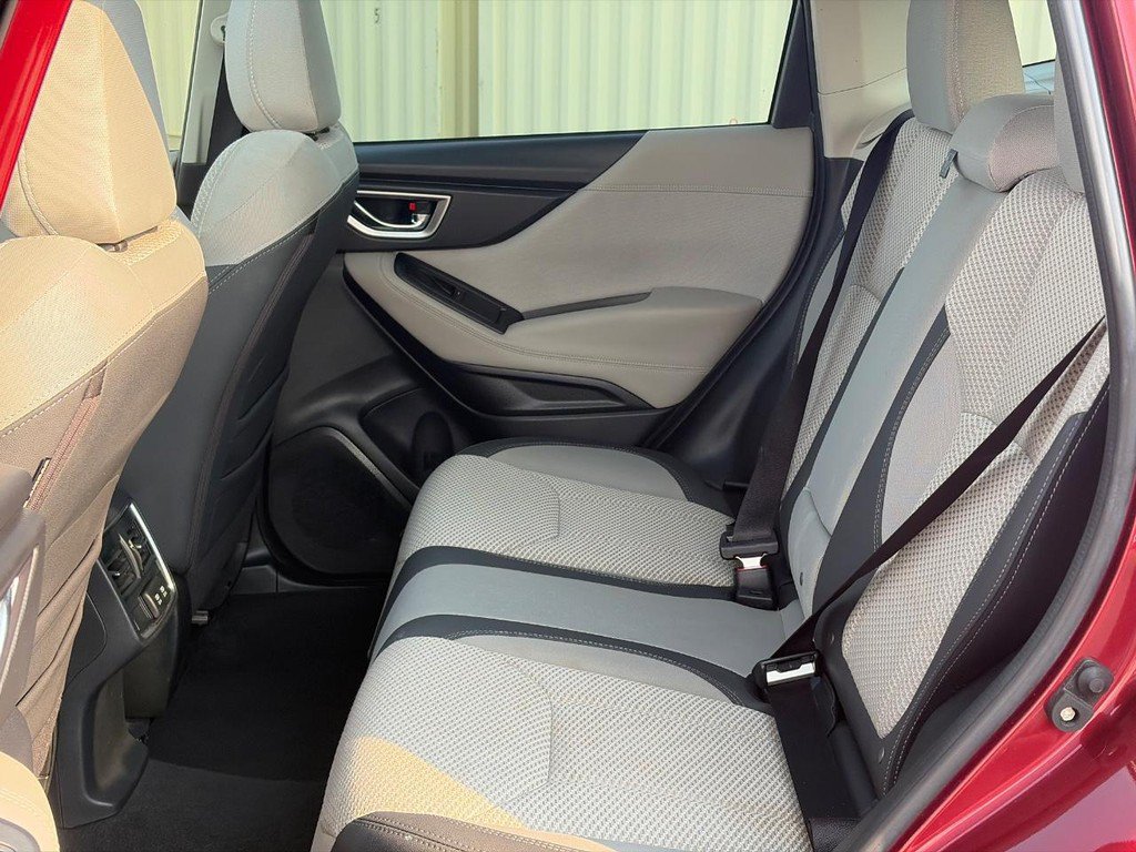 Used 2023 Subaru Forester Premium AWD/4WD image 10