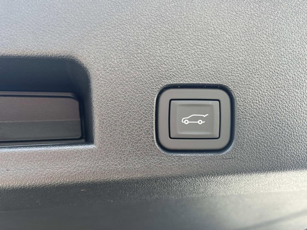 New 2026 Chevrolet Traverse RS image 12