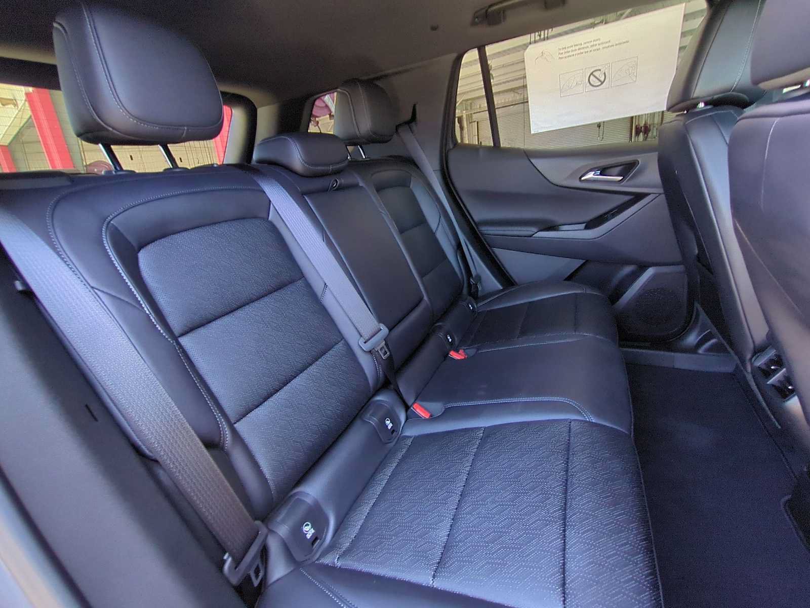 New 2027 Chevrolet Equinox LT w/ Convenience Package II FWD image 26