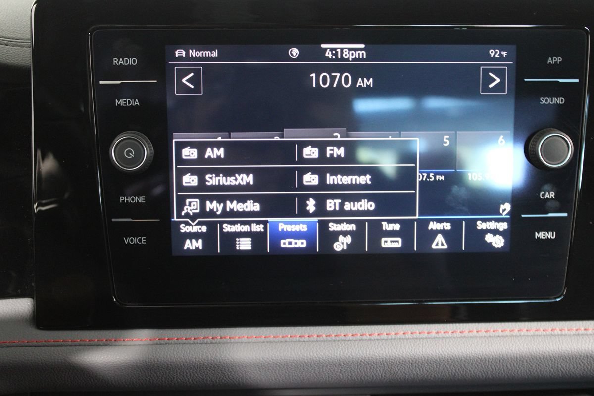 Used 2025 Volkswagen Jetta GLI Autobahn FWD image 15