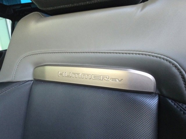 Used 2024 GMC Hummer EV 3X image 15