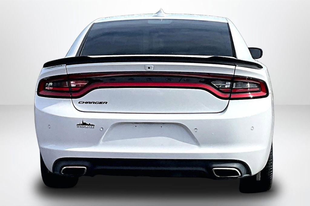 Used 2023 Dodge Charger SXT w/ Blacktop Package RWD image 7