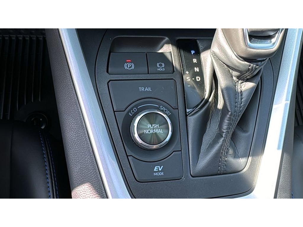 Used 2024 Toyota RAV4 XSE w/ Weather Package image 22