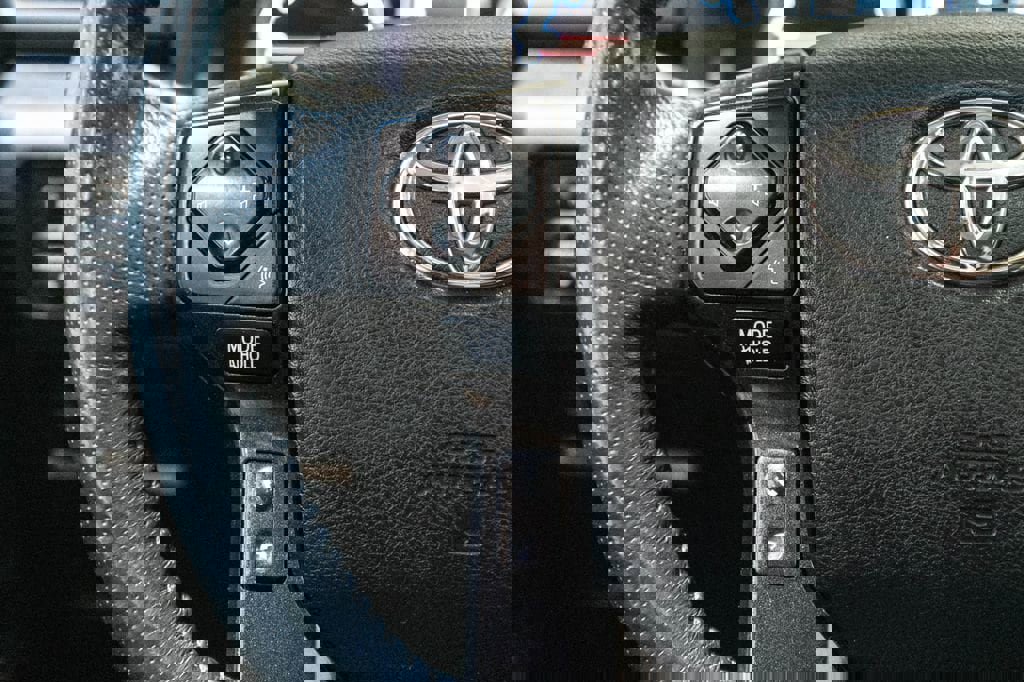 Used 2020 Toyota 4Runner TRD Off-Road Premium w/ Moonroof Package image 20