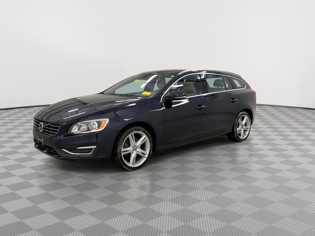 Used 2017 Volvo V60 T5 Premier w/ Convenience Package image 6