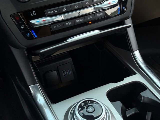 Used 2020 Ford Explorer ST w/ Premium Technology Package AWD/4WD image 32