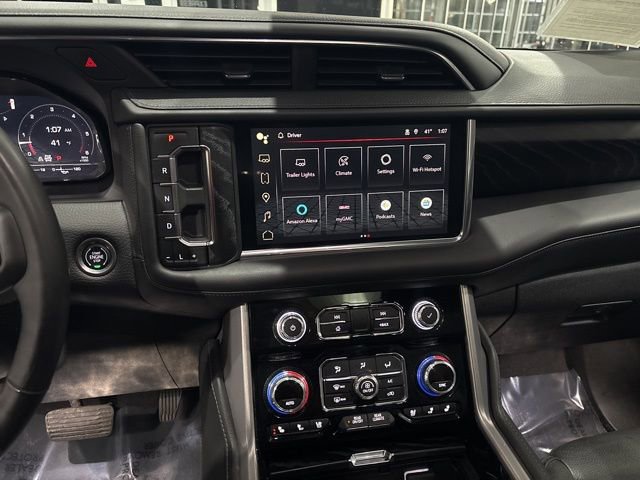 Used 2024 GMC Yukon XL Denali image 19