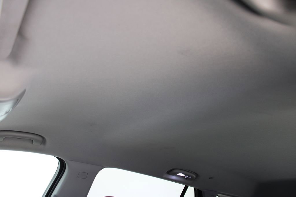 Used 2024 GMC Terrain SLE image 25