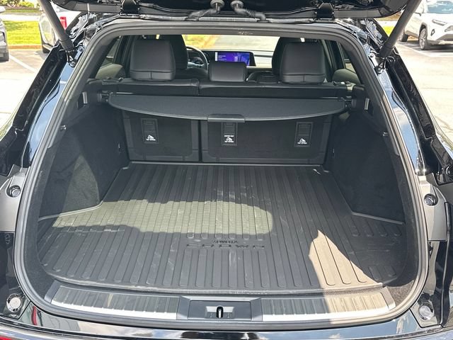 Used 2026 Toyota Crown Signia AWD/4WD image 27