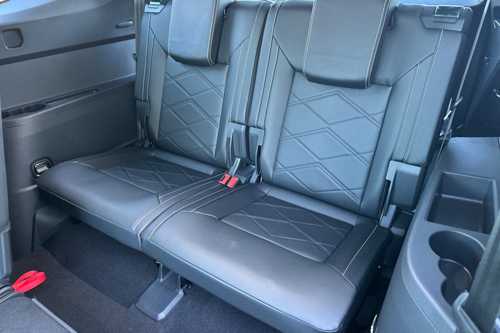 New 2026 Volkswagen Atlas SE image 14