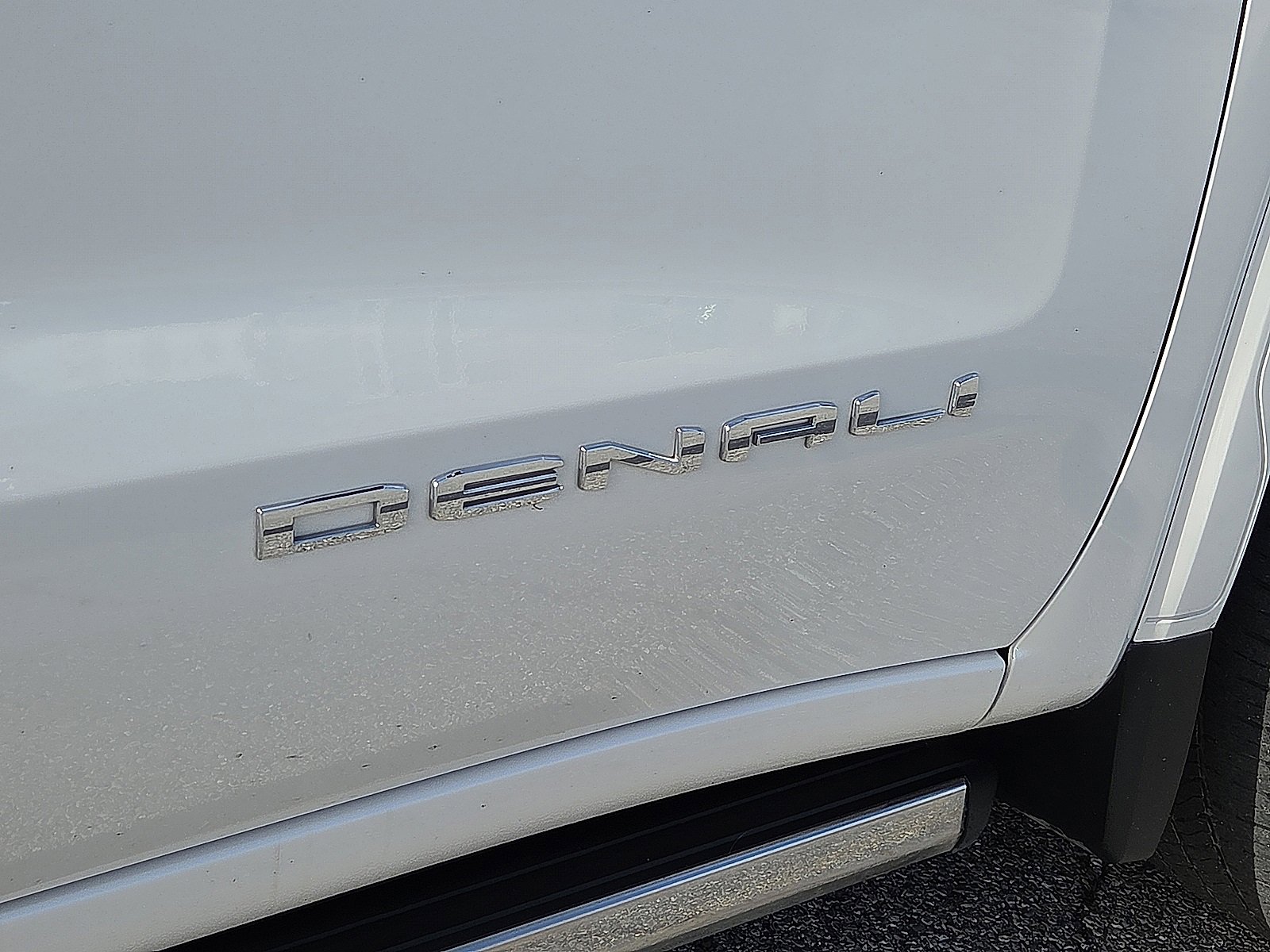 Used 2024 GMC Sierra 1500 Denali Ultimate image 7