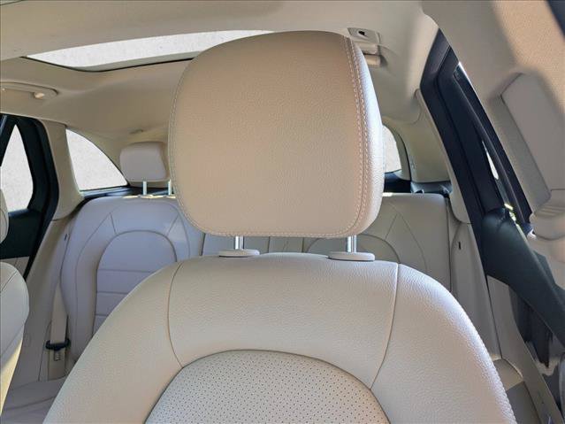Used 2021 Mercedes-Benz GLC 300 image 13