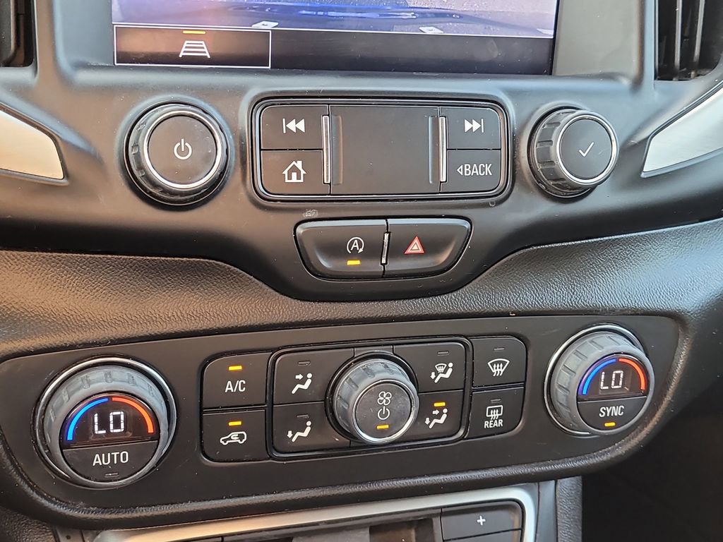 Used 2022 GMC Terrain SLE w/ Driver Convenience Package image 25