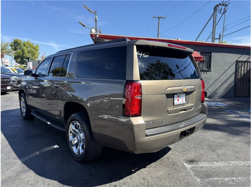 Used 2016 Chevrolet Suburban LT image 56