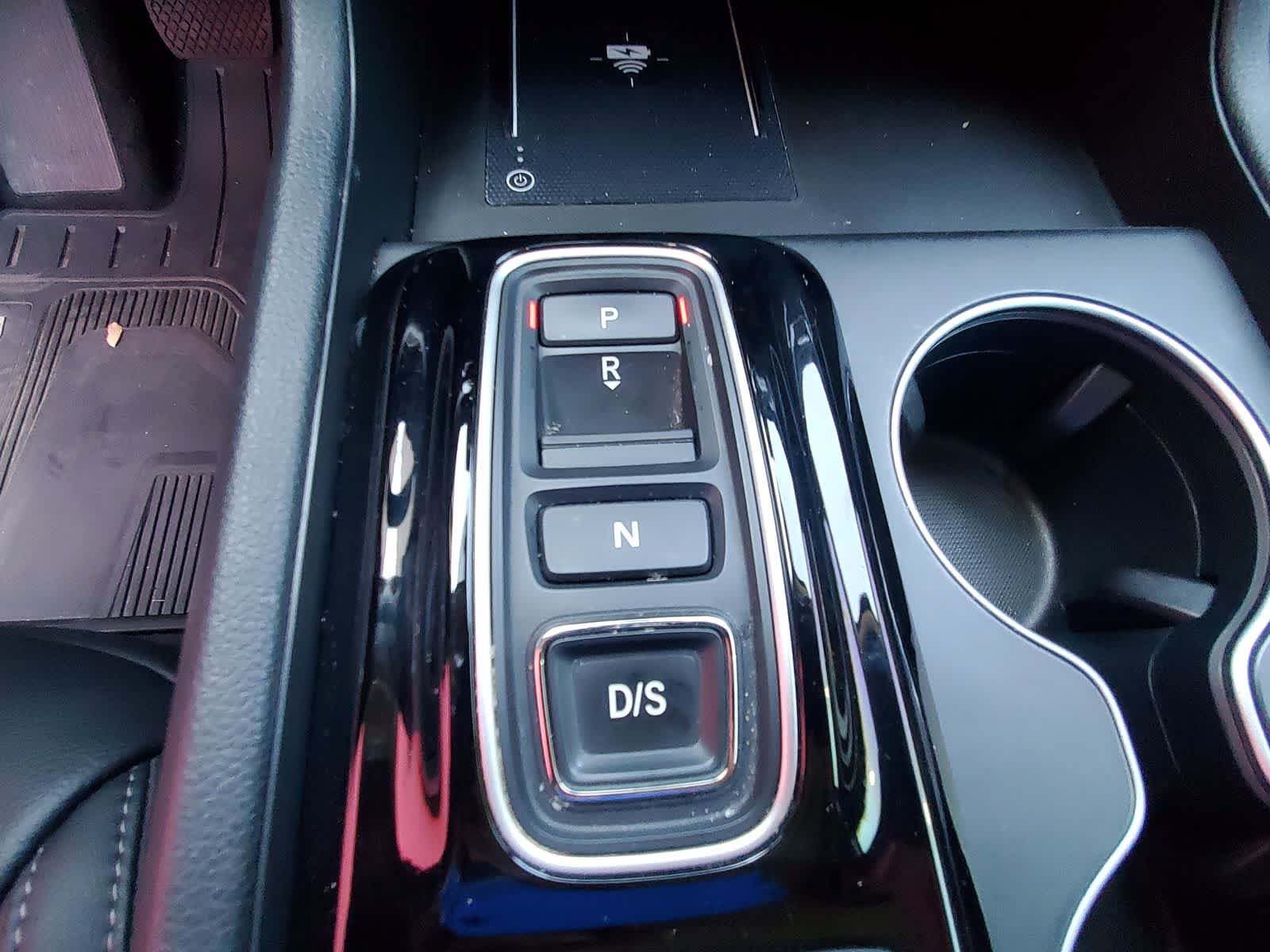 Used 2023 Honda Pilot Touring image 16