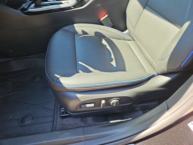 New 2026 Buick Envista Sport Touring w/ Convenience I Package FWD image 16