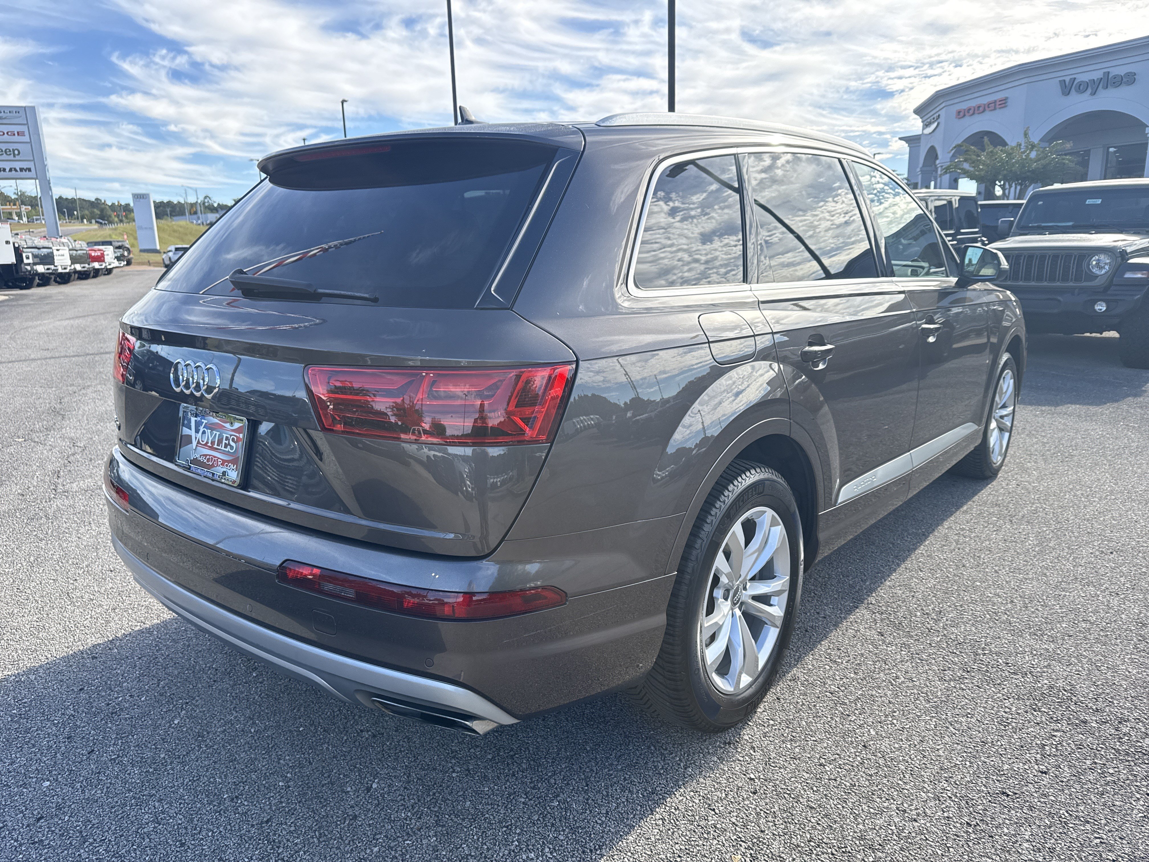 Used 2019 Audi Q7 2.0T Premium Plus w/ Premium Plus Package AWD/4WD image 7