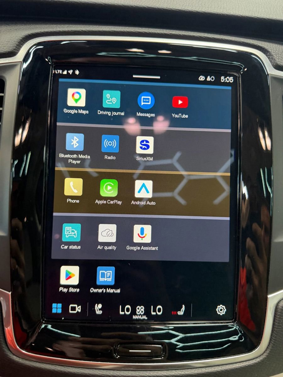 Used 2024 Volvo XC90 B5 Core AWD/4WD image 48