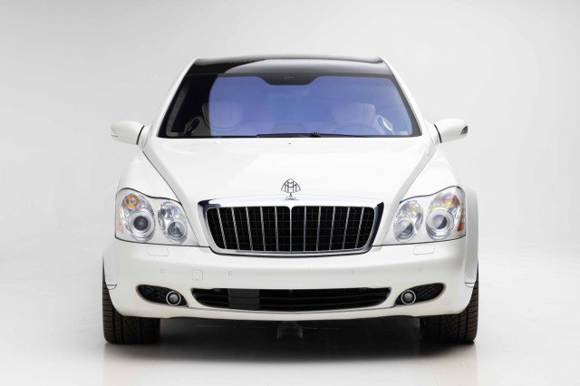 Used 2009 Maybach 62 S RWD image 5