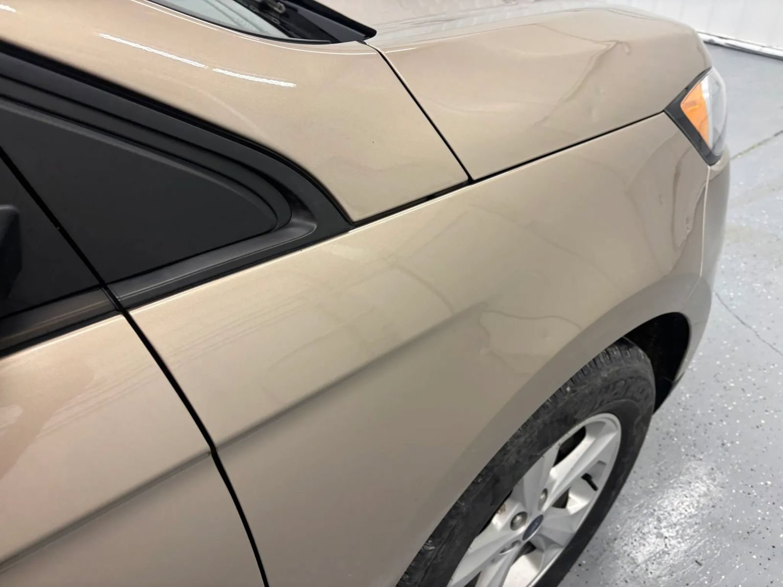 Used 2020 Ford Edge SE w/ Cargo Accessory Package FWD image 26
