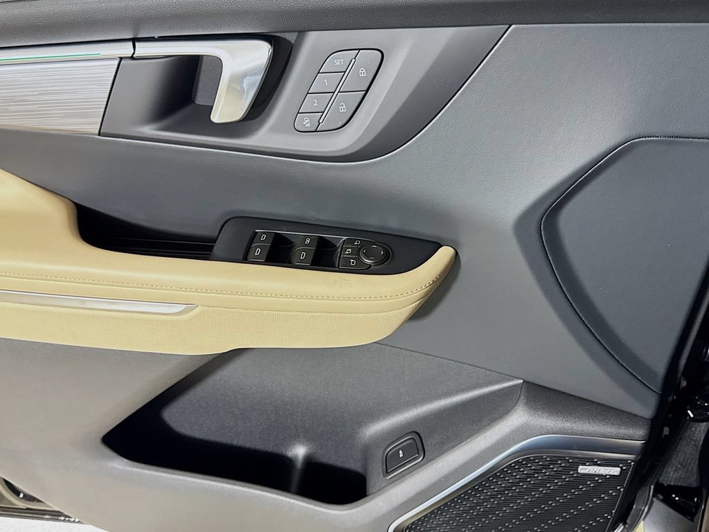 New 2026 Buick Enclave Preferred w/ Power Package FWD image 16