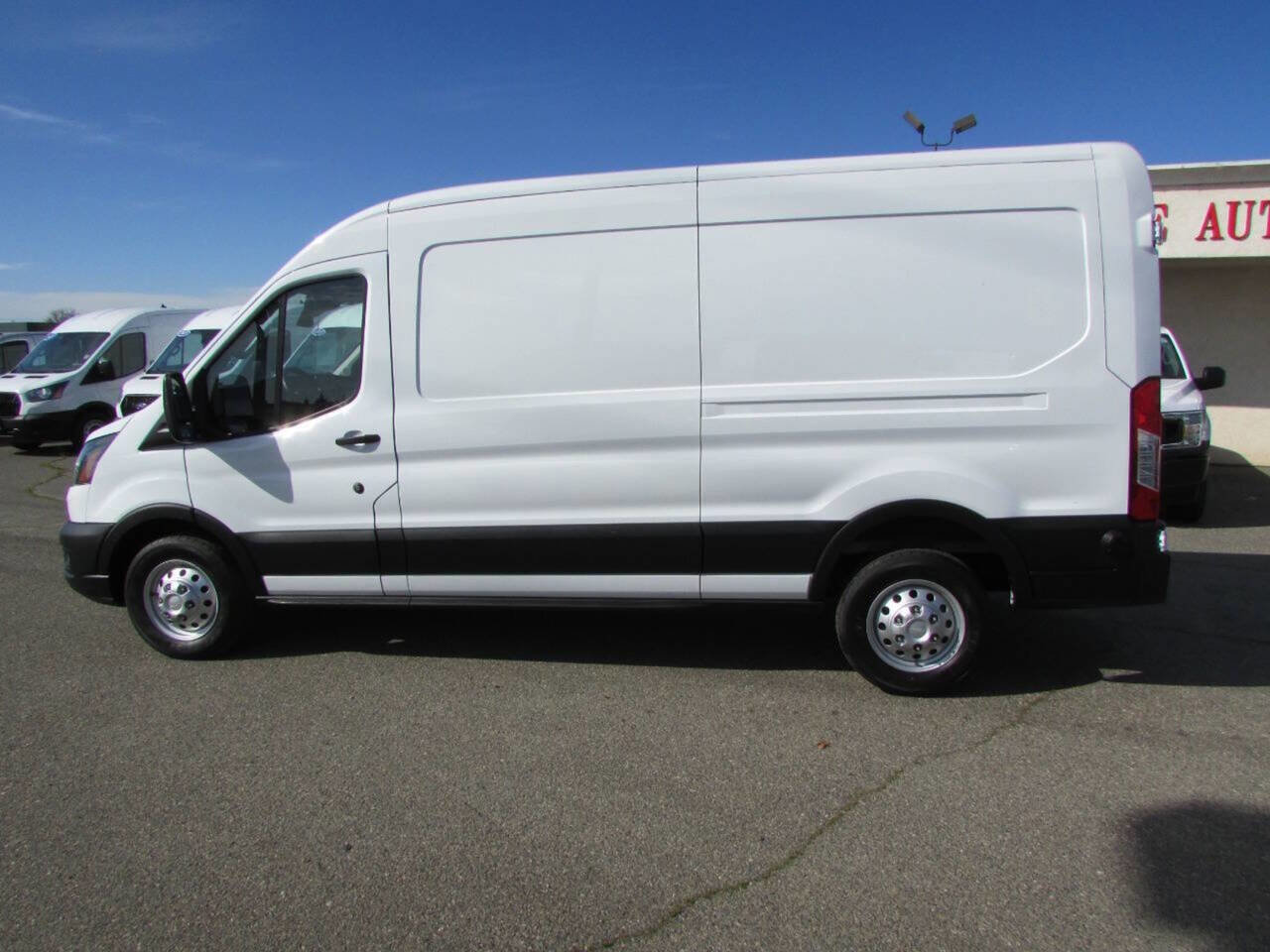 Used 2024 Ford Transit 250 148 Medium Roof Extended AWD w/ Load Area Protection Package image 9