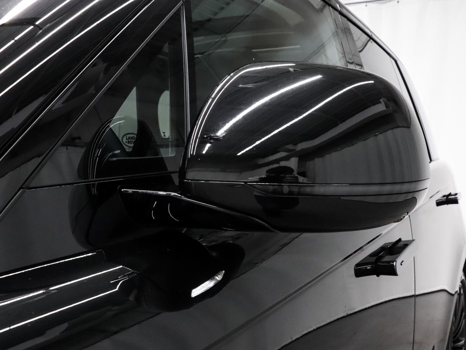 Used 2023 Land Rover Range Rover SE image 55