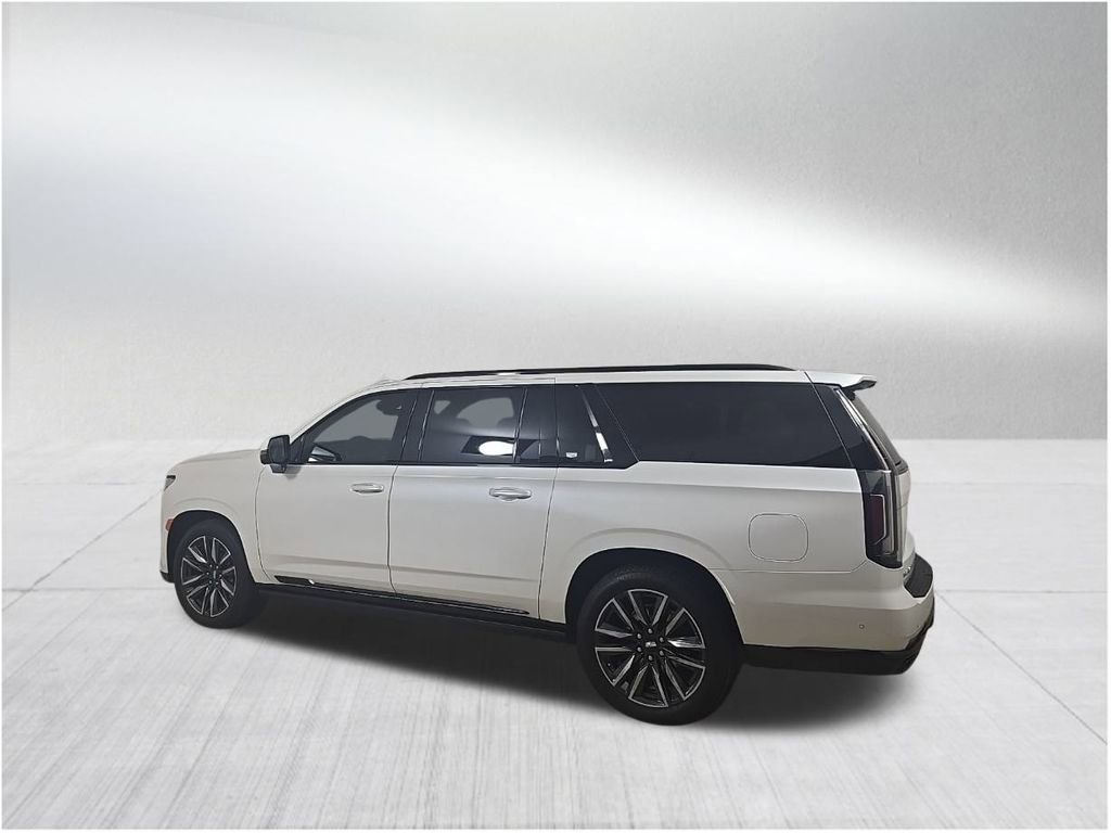 Certified 2024 Cadillac Escalade ESV Sport Platinum image 4