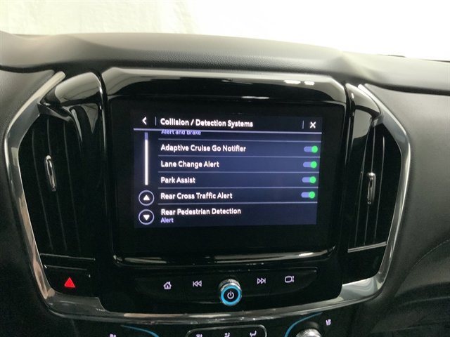 Used 2023 Chevrolet Traverse High Country image 40