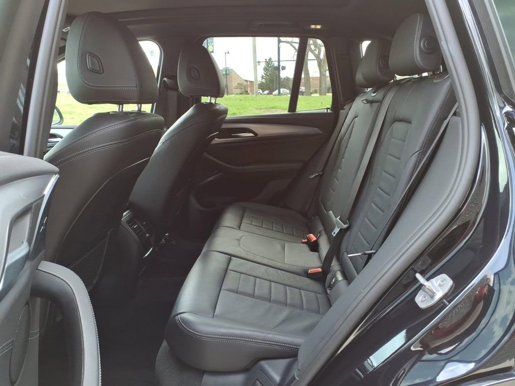 Used 2021 BMW X3 xDrive30e w/ Executive Package AWD/4WD image 25