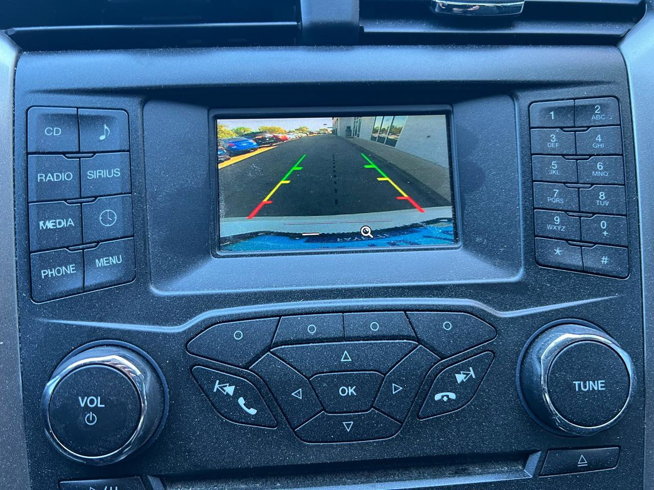 Used 2018 Ford Fusion SE FWD image 19