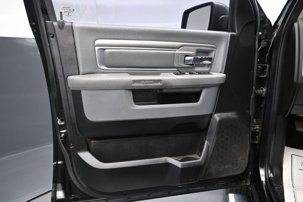 Used 2019 RAM 1500 Big Horn AWD/4WD image 10