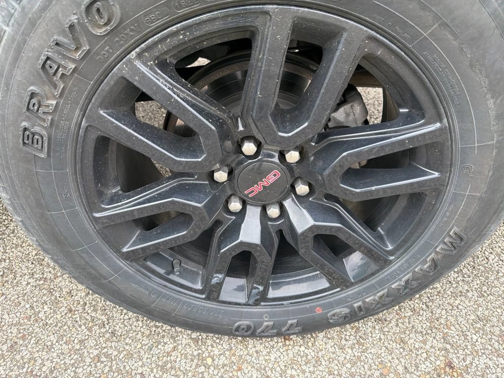 Used 2019 GMC Sierra 1500 Elevation w/ Elevation Value Package AWD/4WD image 10