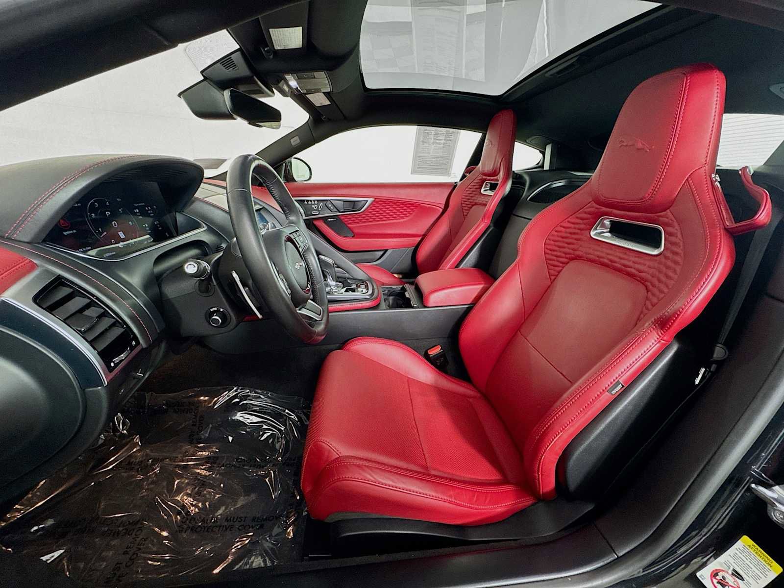 Used 2021 Jaguar F-TYPE Coupe image 11