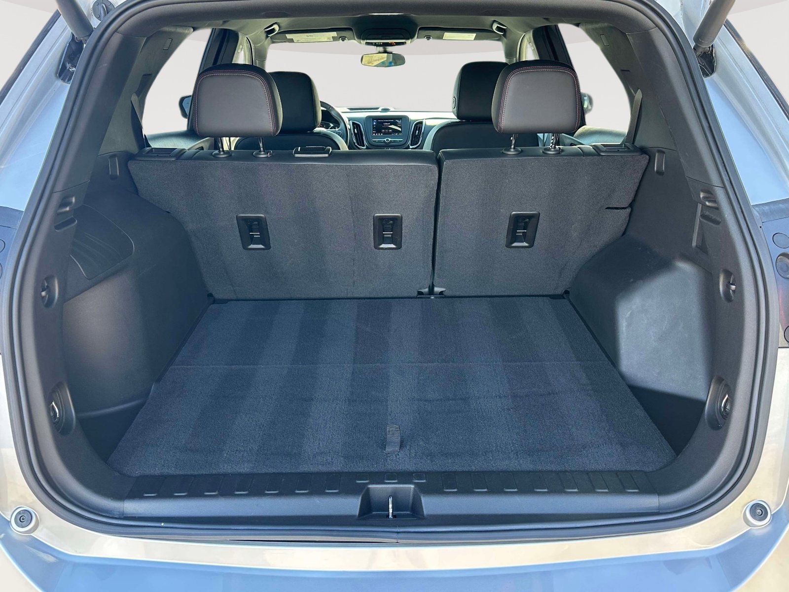 Used 2022 Chevrolet Equinox RS image 34