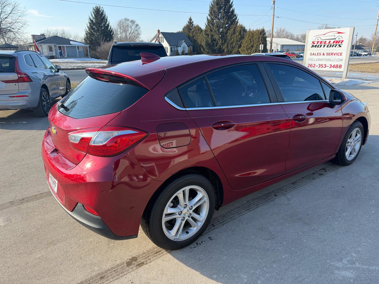 Used 2017 Chevrolet Cruze LT w/ Convenience Package image 7