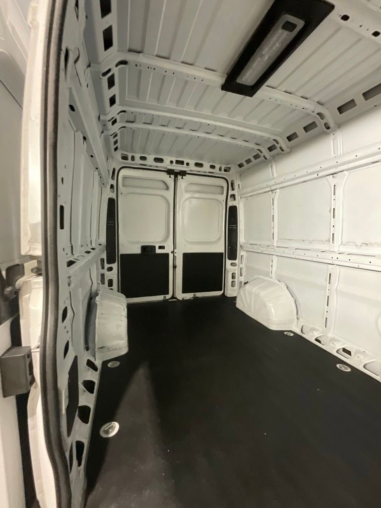 Used 2023 RAM ProMaster 2500 FWD image 14
