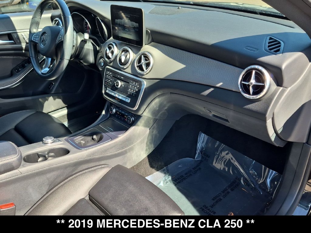 Used 2019 Mercedes-Benz CLA 250 4MATIC image 32