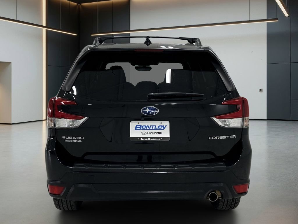 Used 2020 Subaru Forester Limited image 5