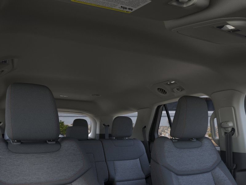 Used 2026 Ford Explorer Active AWD/4WD image 22