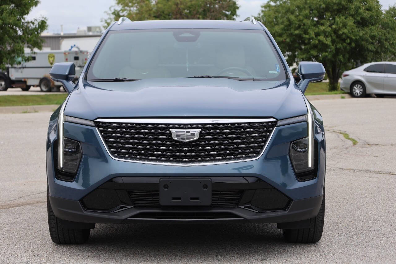 Used 2024 Cadillac XT4 Premium Luxury w/ Cold Weather Package image 2