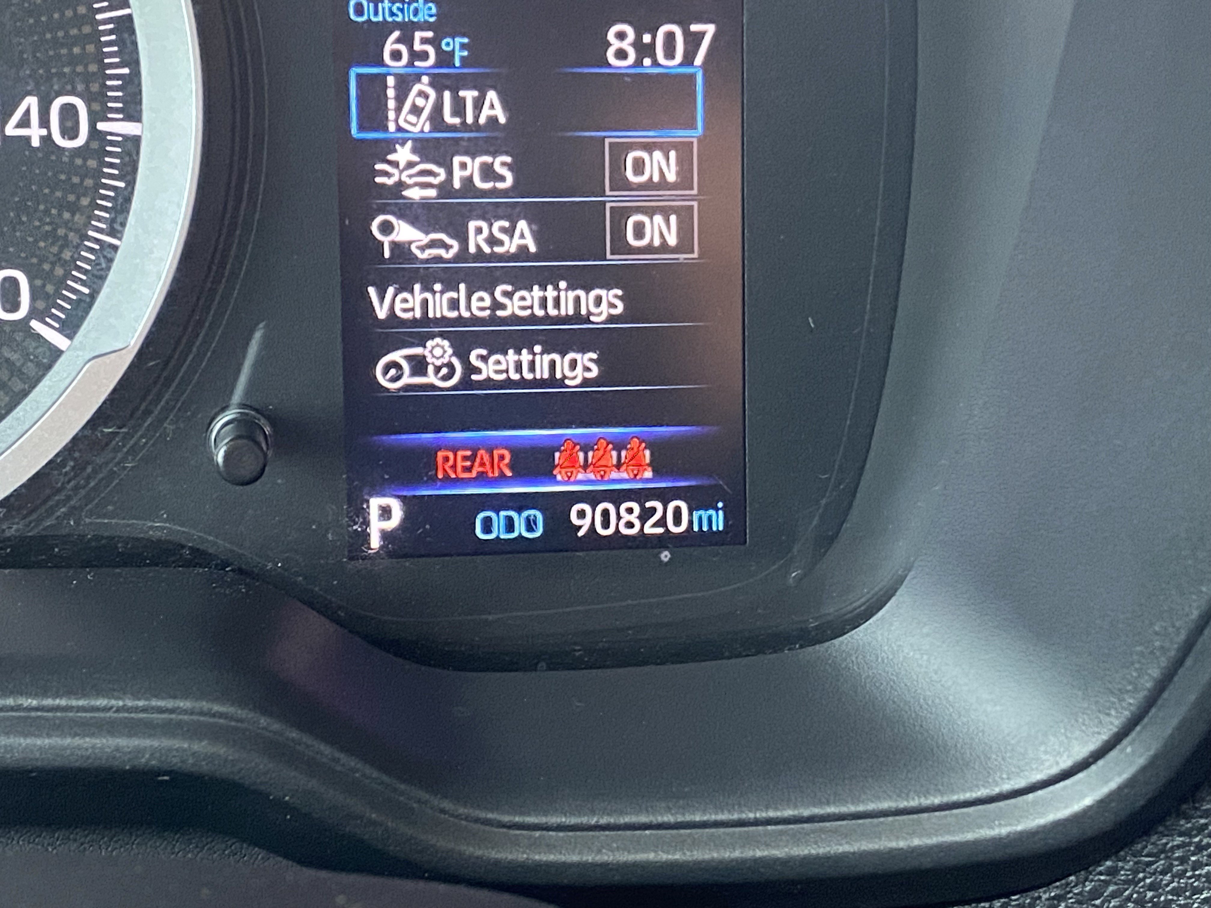 Used 2021 Toyota Corolla LE FWD image 21