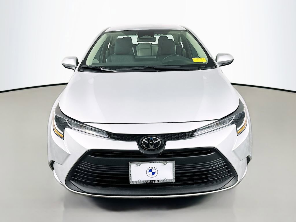 Used 2024 Toyota Corolla LE image 2