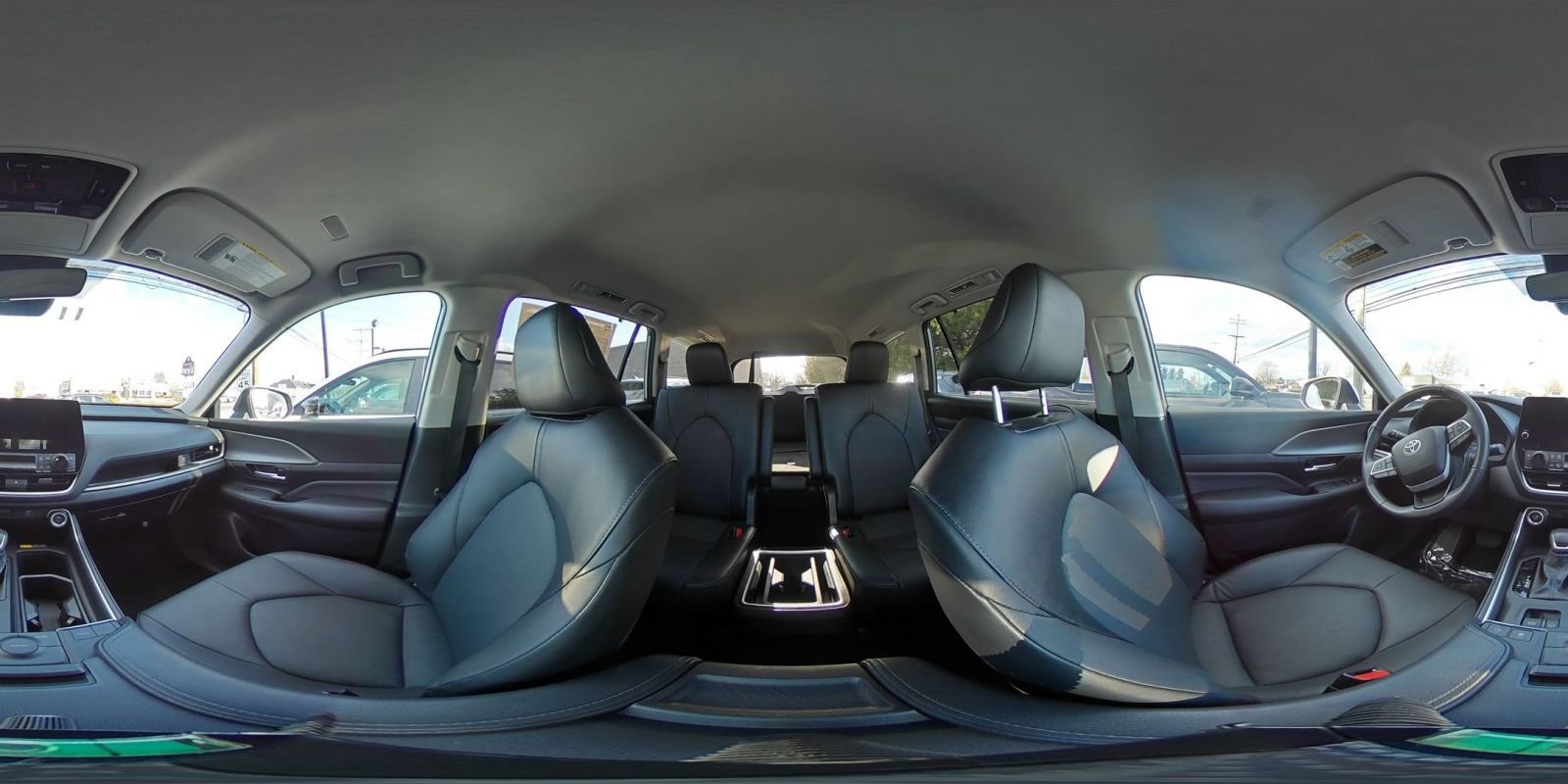 Used 2025 Toyota Grand Highlander FWD image 42