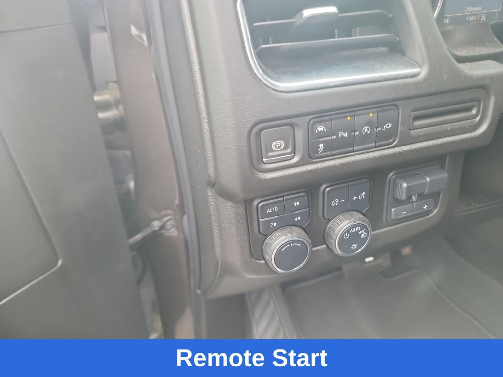 Used 2021 Chevrolet Tahoe LT w/ LT Signature Package AWD/4WD image 15