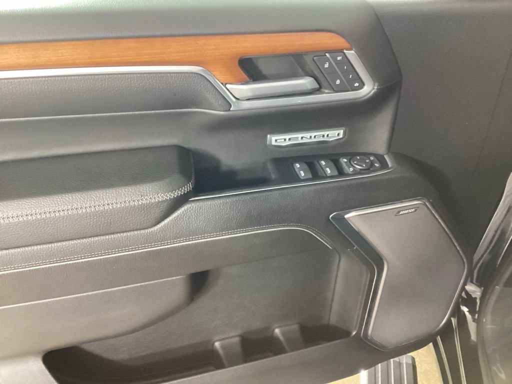 Used 2022 GMC Sierra 1500 Denali AWD/4WD image 14